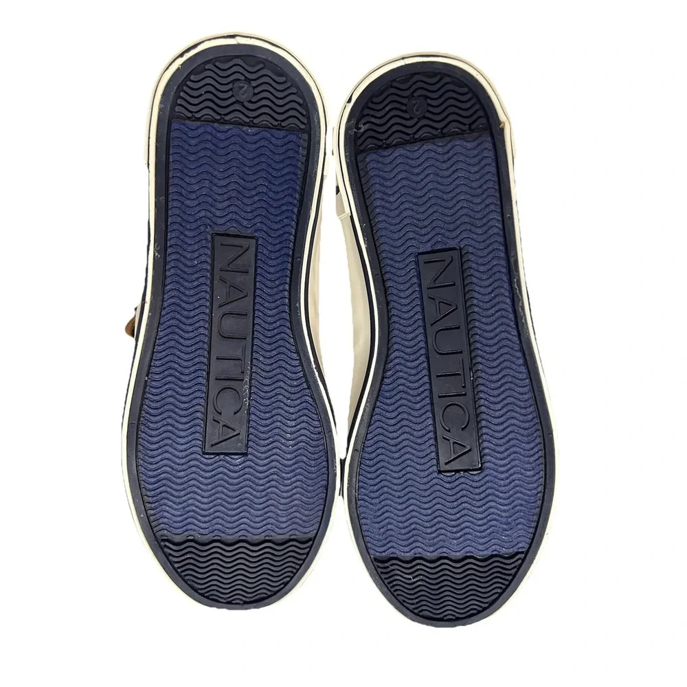 Nautica boys pallar